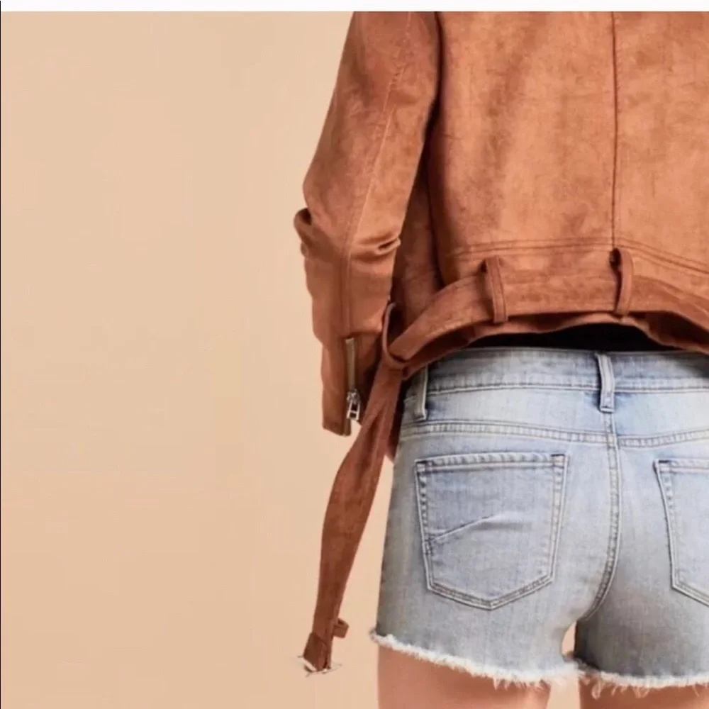 aritzia cut off shorts
